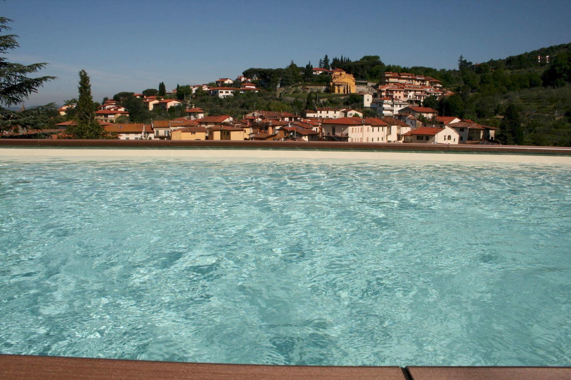 Hotel La Terrazza di Reggello Esterno foto